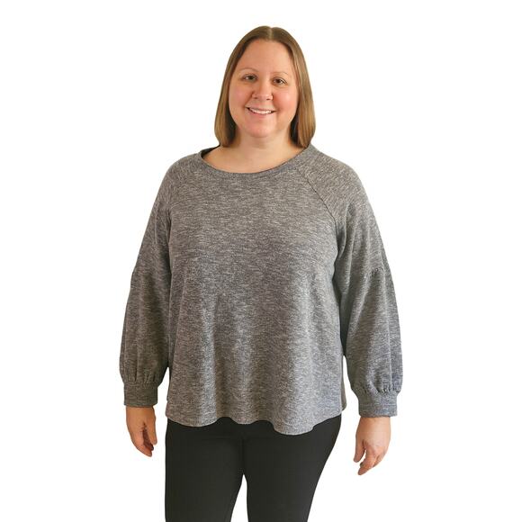 Lane Bryant Tops - NWOT Lane Bryant Women’s Heather Gray Pullover Sweatshirt Top – Size 14/16